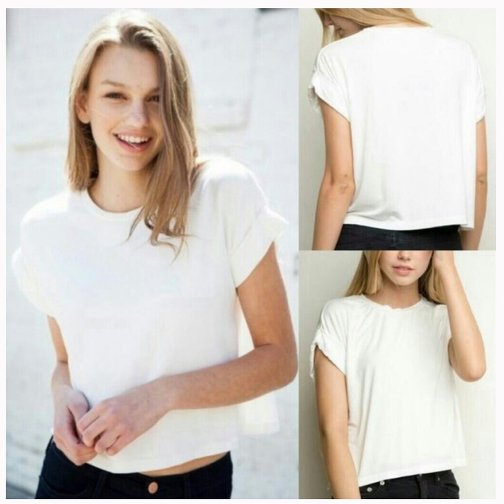 Brandy Melville cuffed sleeve crop tee (Black OS)
